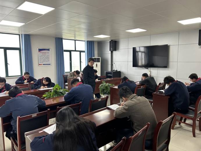 建材公司、檢測公司聯(lián)合開展管理人員業(yè)務(wù)提升考試